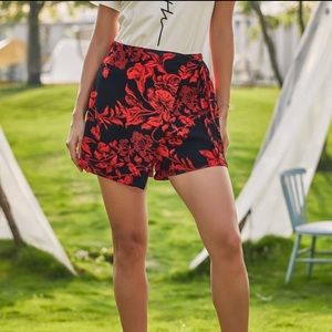 Floral side tie wrap skort